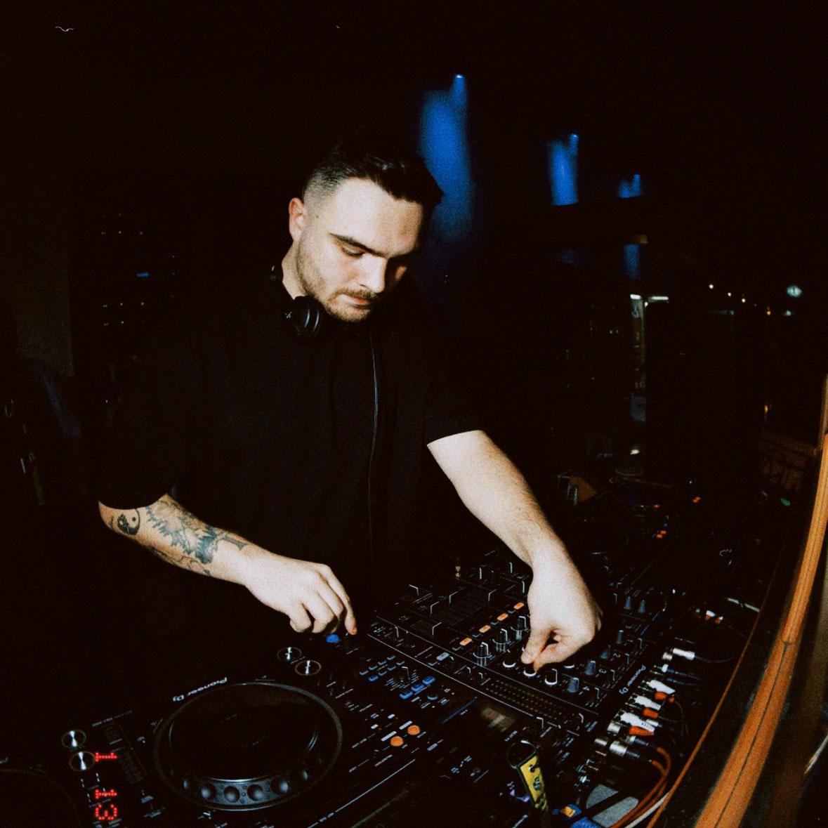 dj-gash